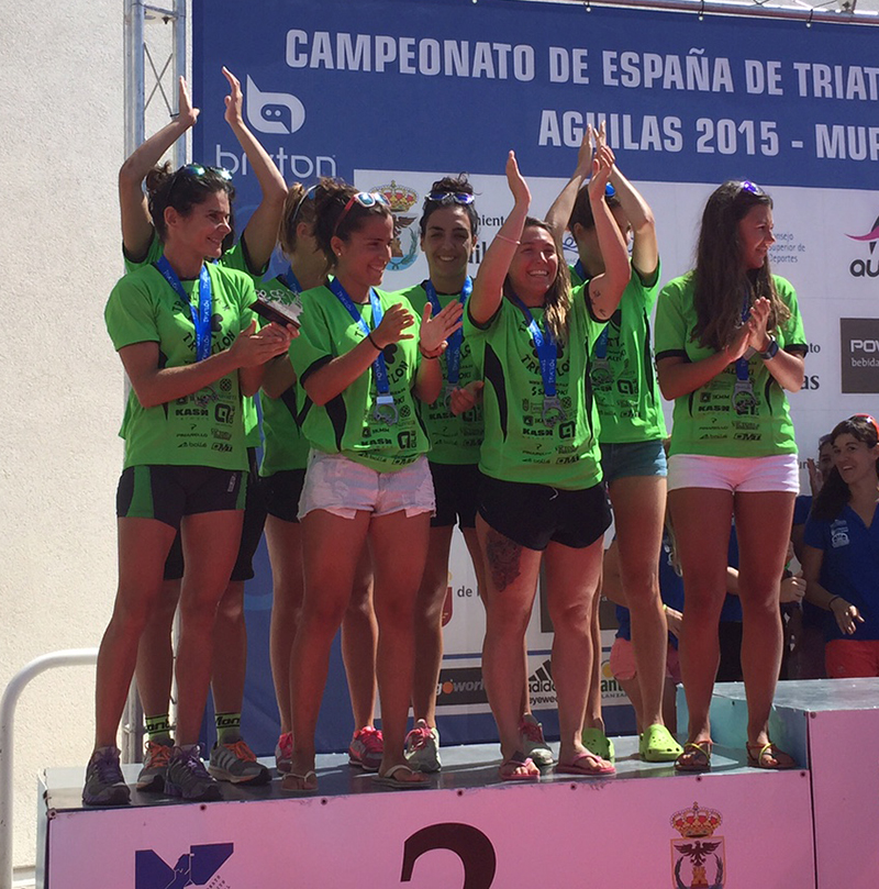 Doble ascenso para el Saltoki Trikideak